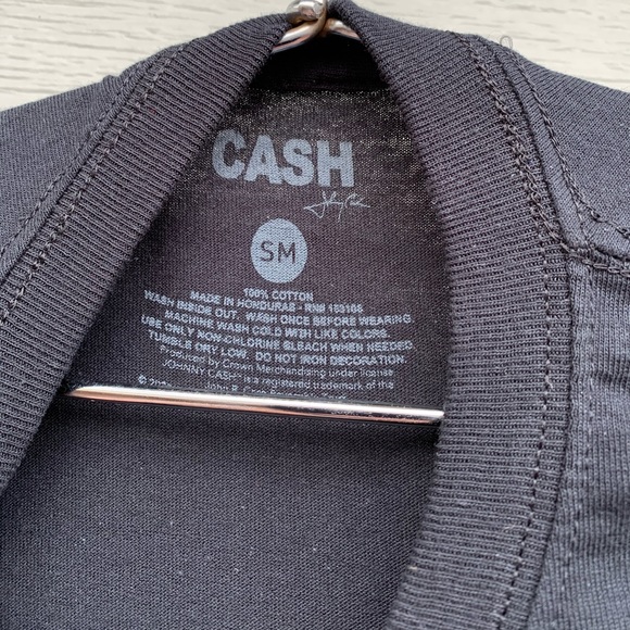Jonny Cash’s T-shirts - Picture 3 of 4